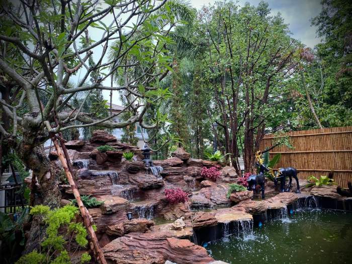 11 - https://รับทําน้ําตกจําลองและงานจัดสวนราคาถูก.com | รับออกแบบจัดสวนน้ำตก ทั่วไทย | สร้างบ่อปลา ขายหินจัดสวน ปูหญ้า รับสร้างบ่อปลา ทำน้ำตก จำหน่ายหินและงานปูนปั้นอื่นๆ