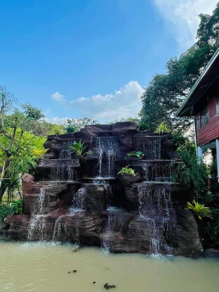 5 - รับออกแบบจัดสวนน้ำตก ทั่วไทย | สร้างบ่อปลา ขายหินจัดสวน ปูหญ้า รับสร้างบ่อปลา ทำน้ำตก จำหน่ายหินและงานปูนปั้นอื่นๆ